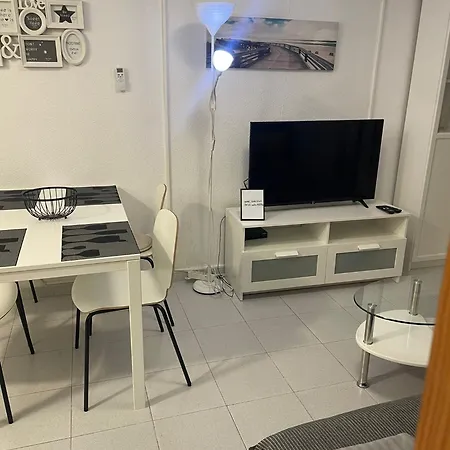 Spacious Τορεβιέχα